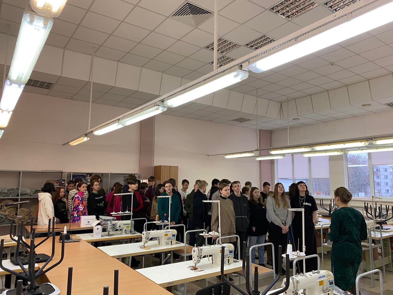 Школьники из города Барановичи посетили наше учреждение образования