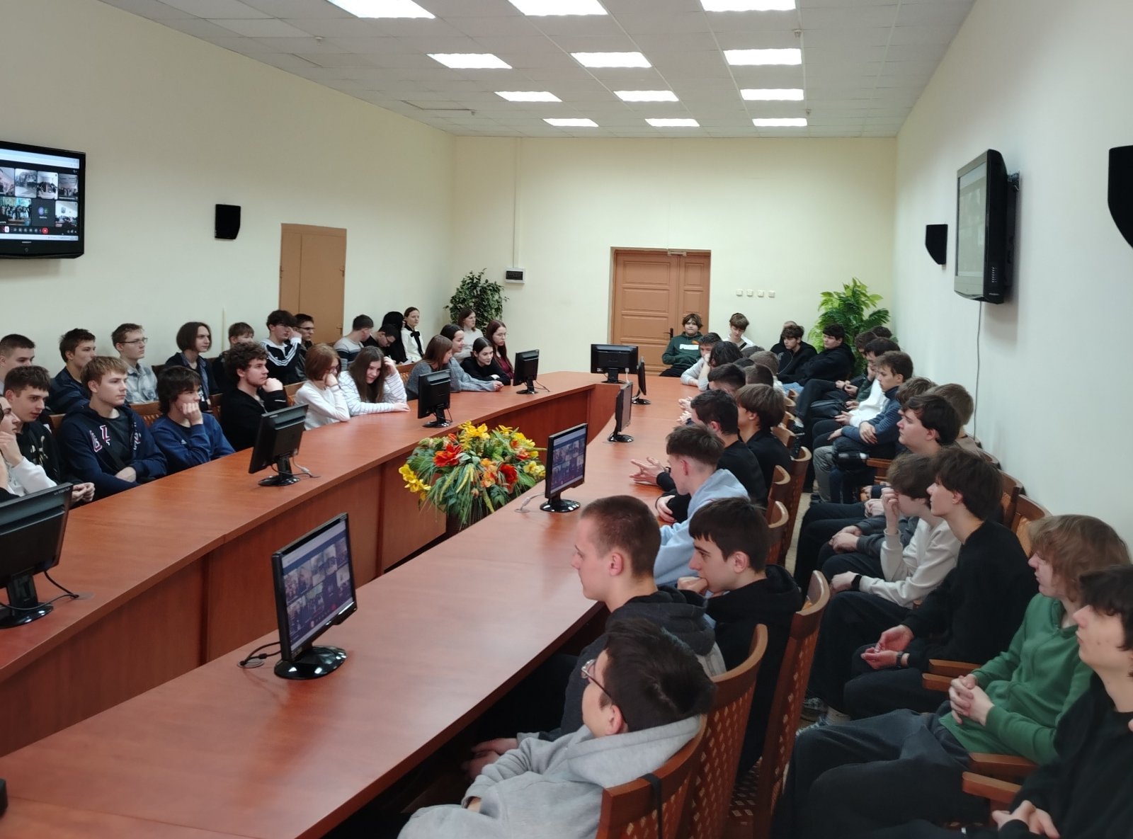 Cтрим-семинар с участием лиц, отбывающих наказание за совершение преступлений, связанных с незаконным оборотом наркотиков