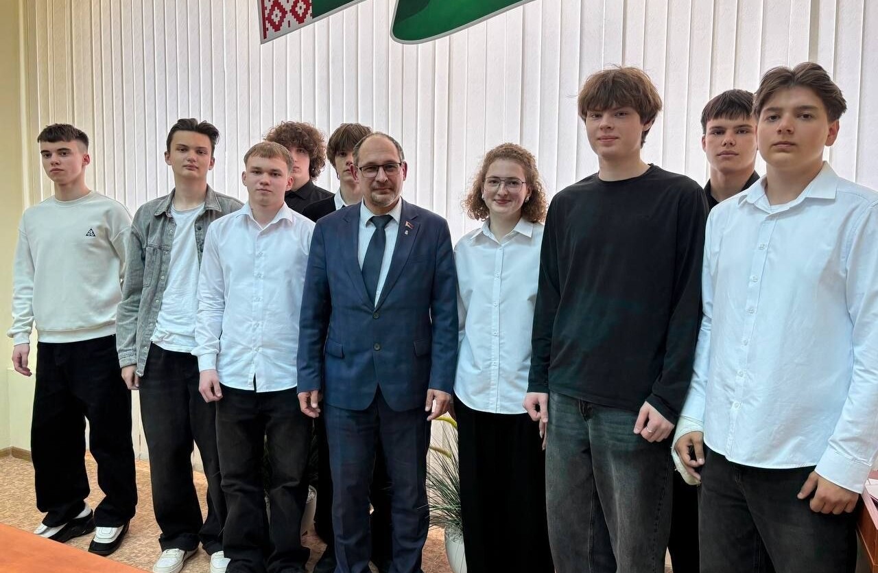 ШАГ на тему “Быть достойным гражданином Республики Беларусь — значит гордиться достижениями своей страны”